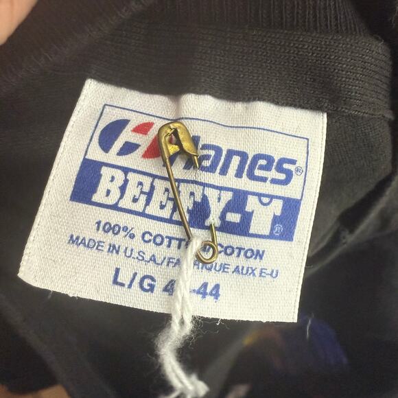 Vintage Rehoboth Beach Puff Paint Gold FishBeefy T Black Crewneck Short Sleeve - Picture 4 of 5